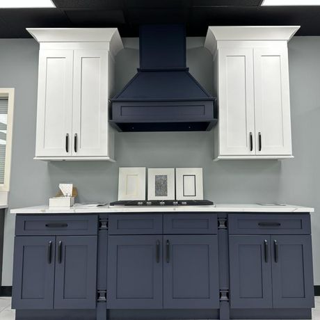 Shaker Blue kitchen cabinets by CCC Cabinets